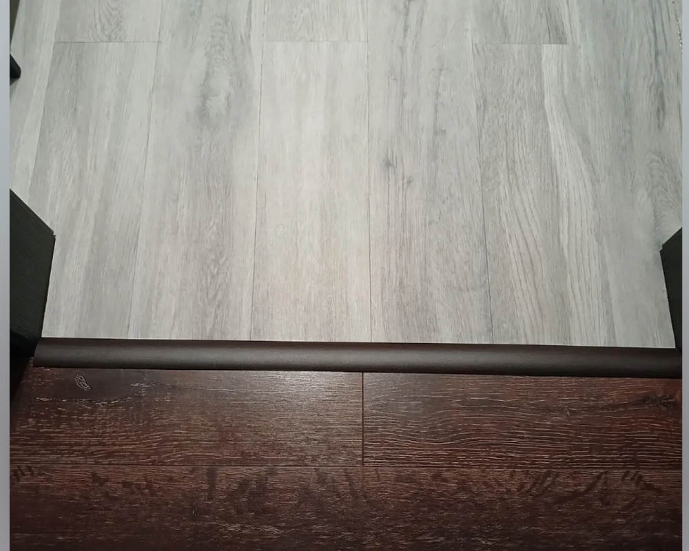 Самоклеящийся порог ЛС 35.1800.4061 Дуб мокко