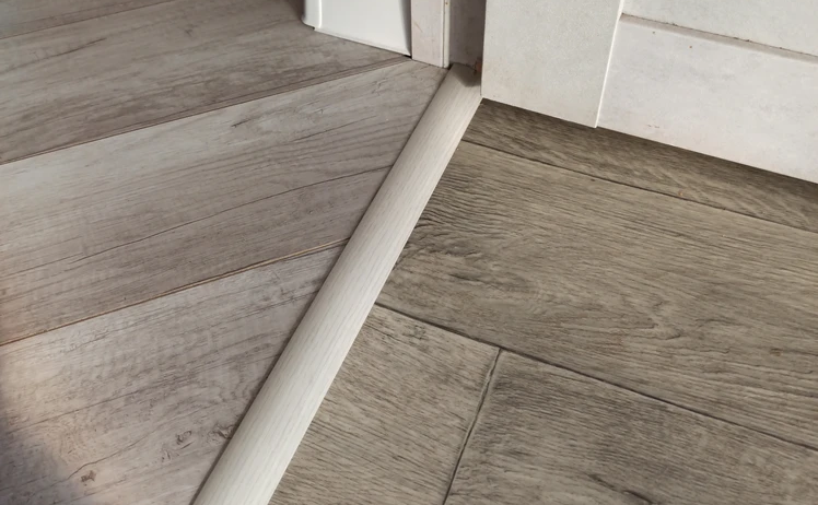 Порог разноуровневый ПР 06.900.095 Дуб венге