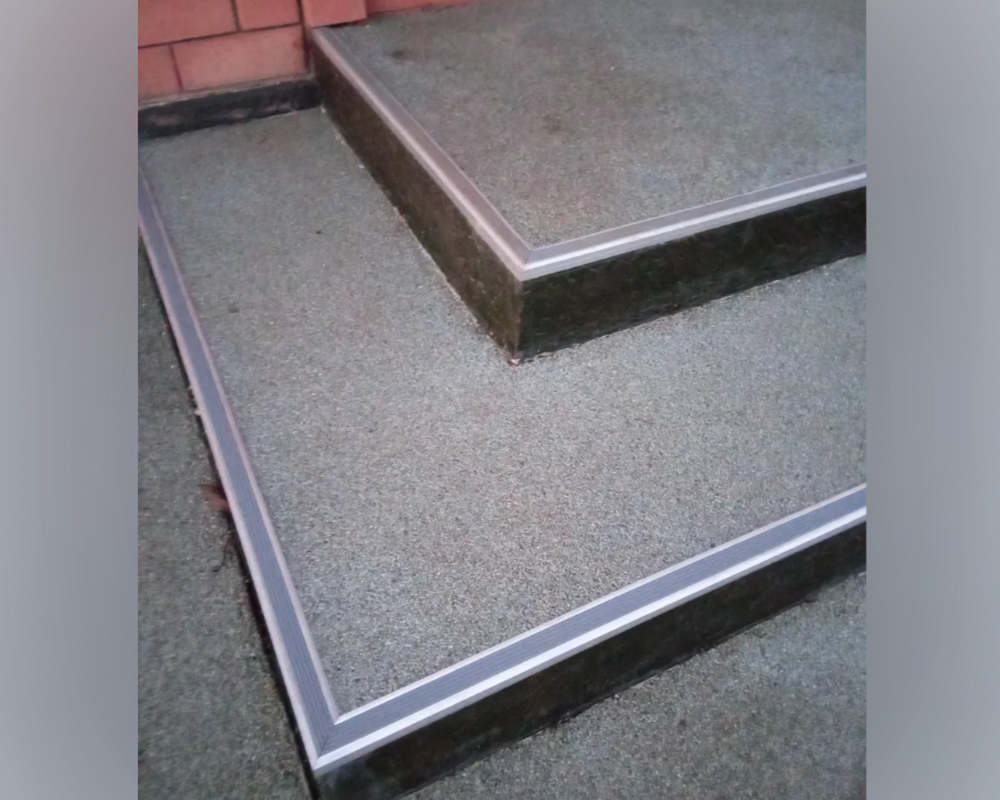 Порог одноуровневый ПС 08.900.001ч Без покрытия