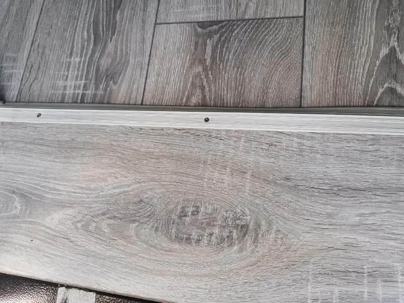 Порог угловой ПУ 04.1800.042л Шампань