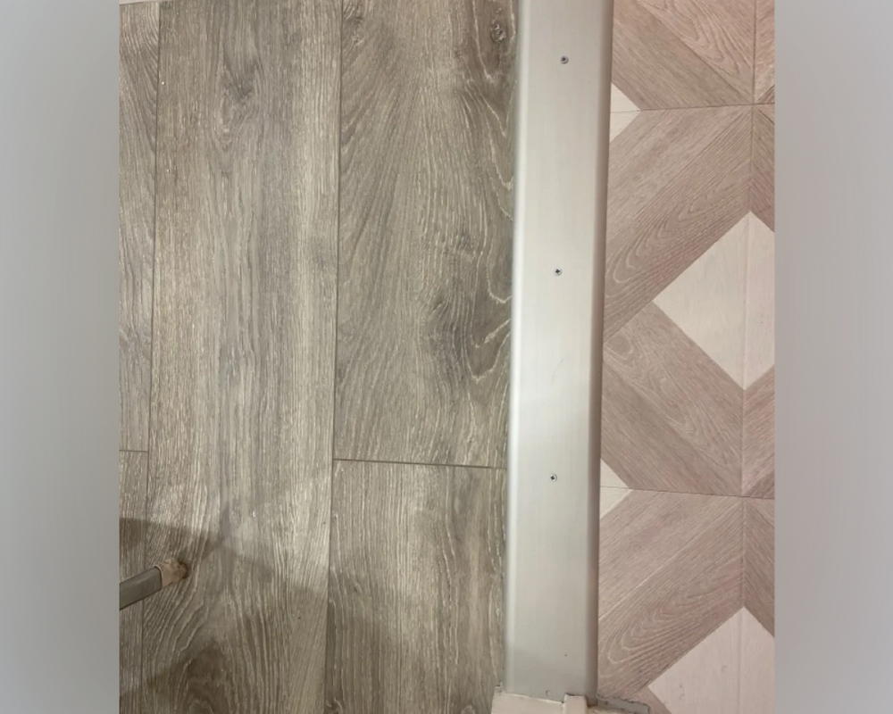 Порог одноуровневый ПС 18.2700.201л Серебро