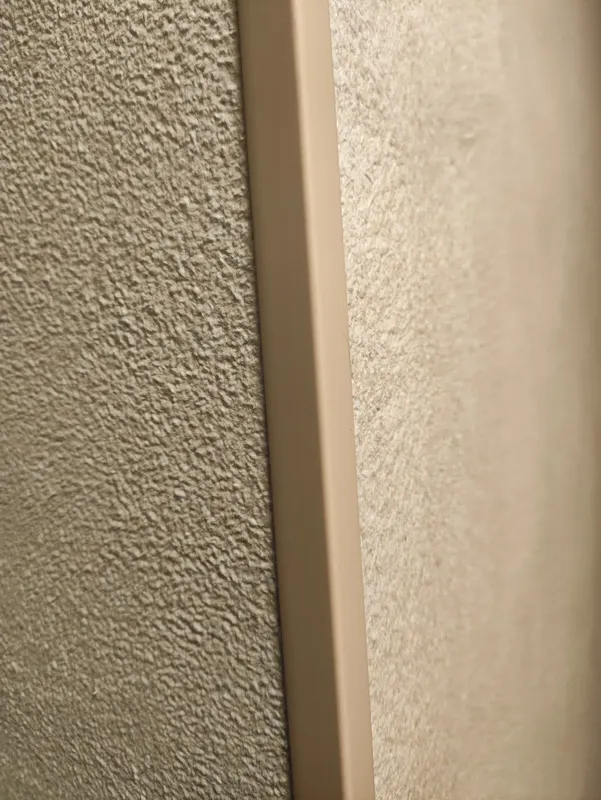 Угол ПВХ Деконика ИДЕАЛ 22*22 2,7м. 034 Светлая слоновая кость