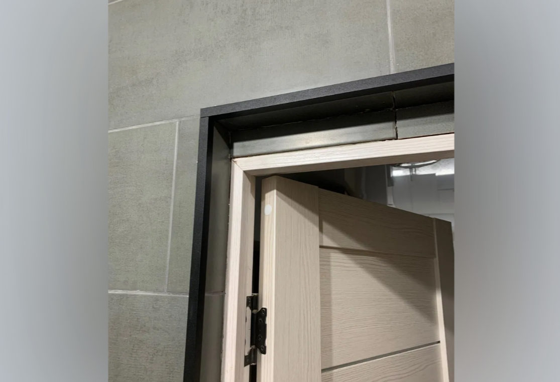 Угол декоративный 10х10 Уп 01-27.2700.515 Черный