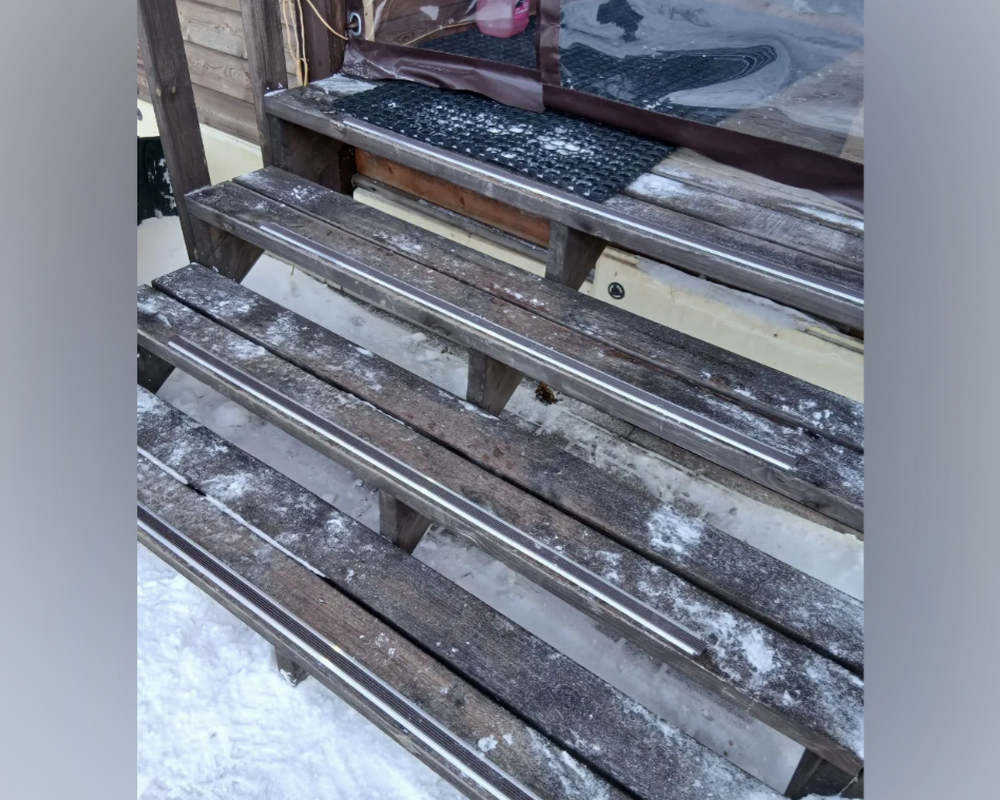 Порог одноуровневый ПС 08.1800.15 Черный