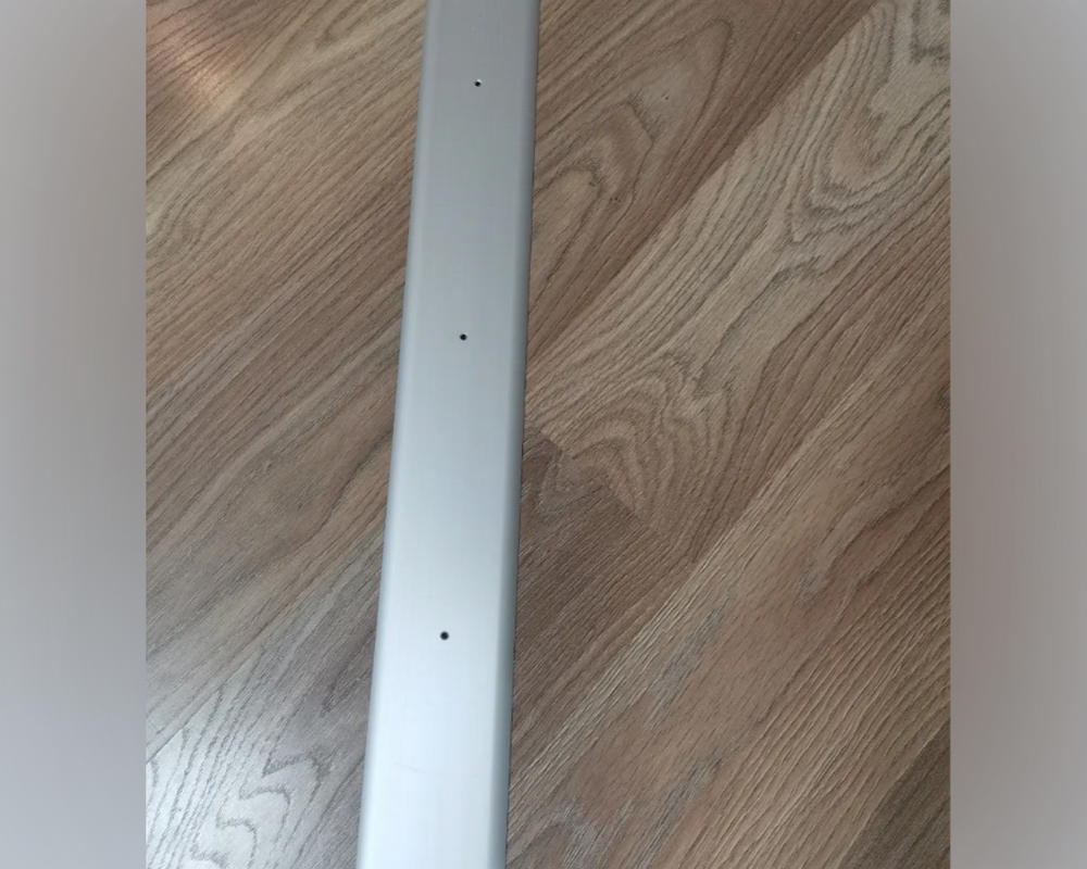 Порог одноуровневый ПС 07-1.2700.201л Серебро