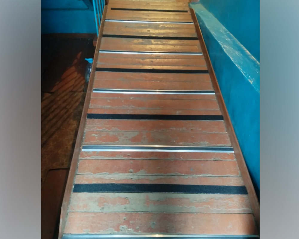 Порог одноуровневый ПС 08-1.900.04л Бронза