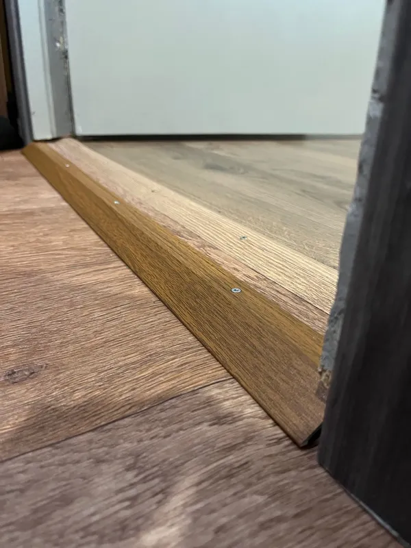 Порог разноуровневый ПР 04.2700.295 Дуб венге