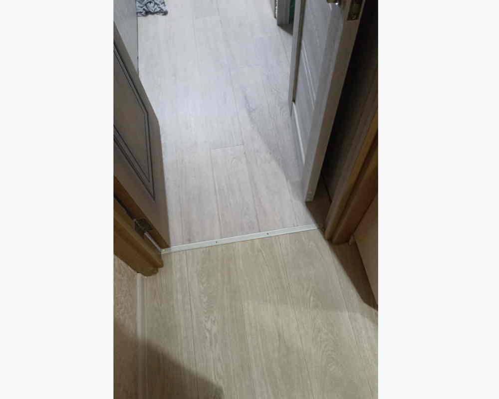 Порог одноуровневый ПС 01.2700.242л Шампань