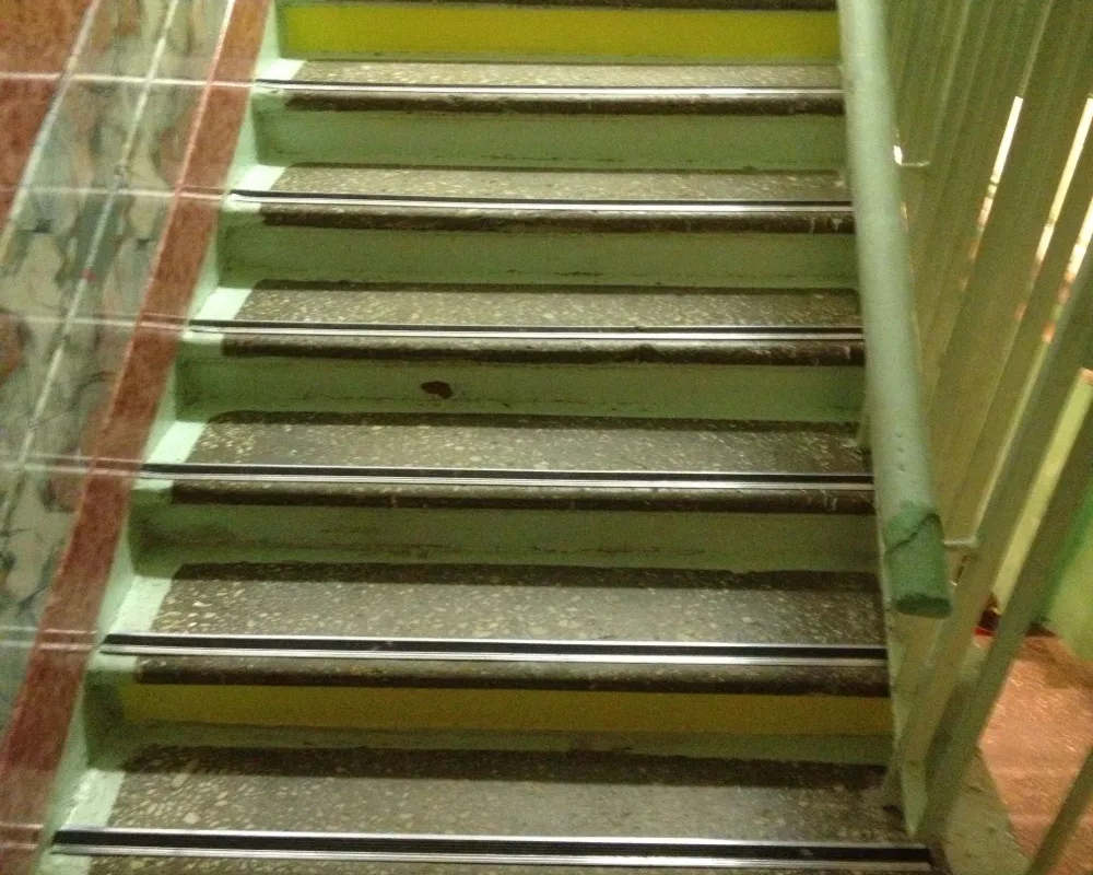 Порог одноуровневый ПС 08.900.001ч Без покрытия